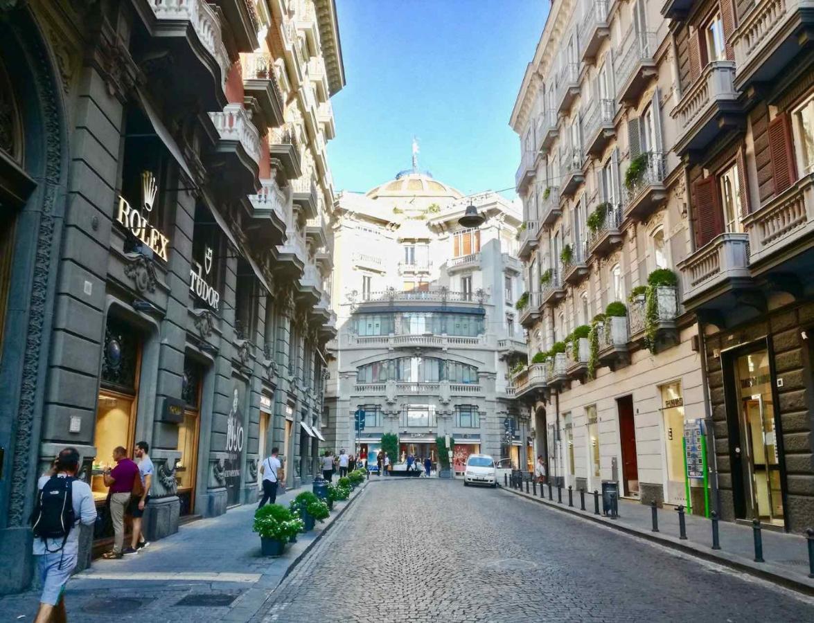 Suite Rodinò 24 Napoli Exterior foto